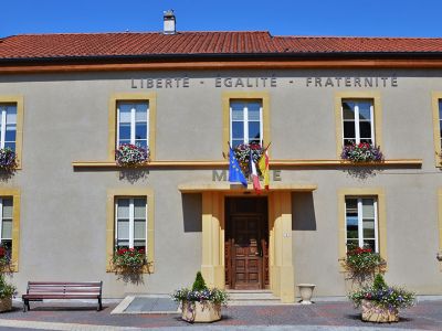 Mairie-facade-001.jpg